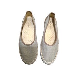 Columbia Women Sportwear PFG Vented Beige Slip-On Canvas Espadrille Flats Size 1